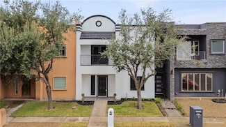 6832 N 4th St, McAllen, TX 78504