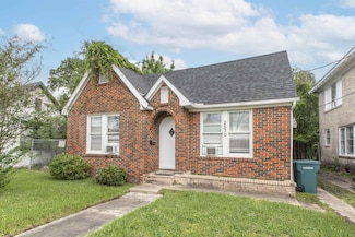 2530 Laurel St, Beaumont, TX 77702