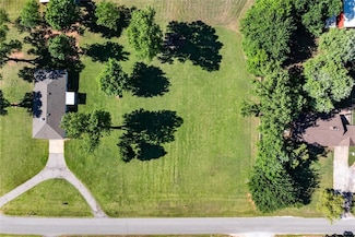 5600 E Tyler Dr, Tuttle, OK 73089