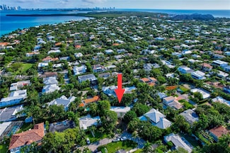 345 Harbor Ln, Key Biscayne, FL 33149