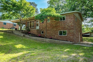 106 Grissom Trail, Hot Springs National Park, AR 71913