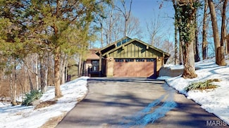 1410 Forest Ave, Saint Louis, MO 63122