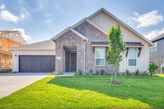 125 Gallegos Dr, Aledo, TX 76008