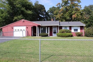 152 Dagmar Dr, Brockton, MA 02302