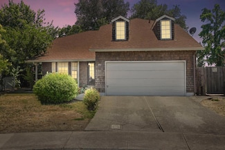 201 Palomar Dr, Lodi, CA 95242