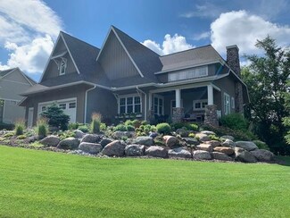 15637 Michele Ln, Eden Prairie, MN 55346