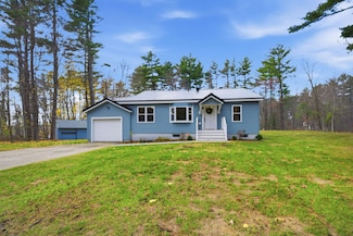 5 Wentworth Dr, Newton, NH 03858