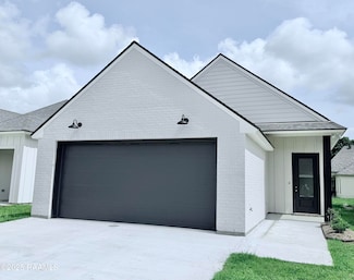 213 Berchman Oaks Dr, Lafayette, LA 70506