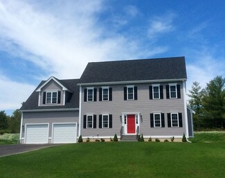 121 Box Turtle Dr, Rochester, MA 02770