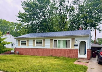 34516 John St, Wayne, MI 48184
