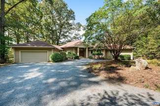 477 Gidsville Rd, Amherst, VA 24521