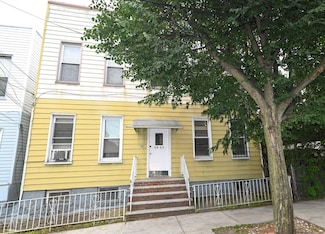 56-57 61st St, Flushing, NY 11378
