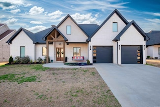 7021 Fields Dr, Benton, AR 72019