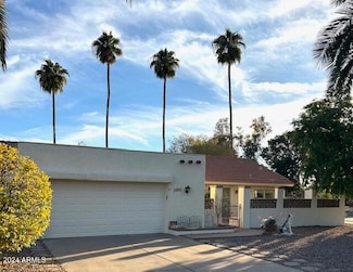 931 Leisure World, Mesa, AZ 85206