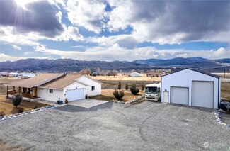 1988 Pine Creek Rd, Tonasket, WA 98855
