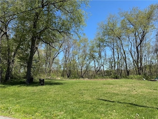 16 Walnut St, Smith Township, PA 15021