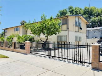 18556 Community St Unit 3, Northridge, CA 91324