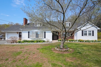 870 N Colony Rd, Meriden, CT 06450