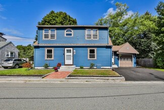 4 Spring St, Salisbury, MA 01952