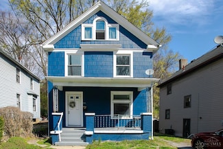 884 Rockdale Ave, Cincinnati, OH 45229