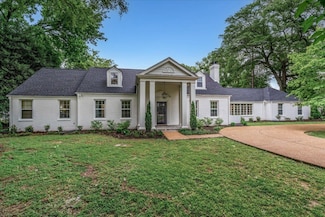 4234 Poplar Ave, Memphis, TN 38117