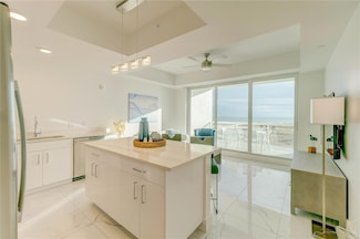 11500 Gulf Blvd Unit 403, Treasure Island, FL 33706
