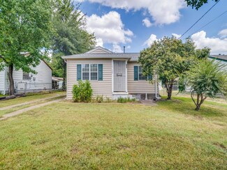 737 Pecan Dr, Mesquite, TX 75149