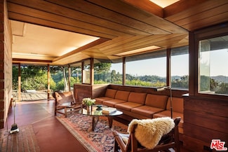 4260 Sea View Ln, Los Angeles, CA 90065