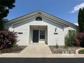 2225 S Challenger Ln, Boise, ID 83705