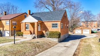 3900 Darwin Ave, Cincinnati, OH 45211