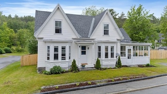 52 Lower Main St, Sunapee, NH 03782