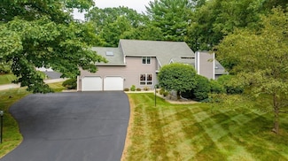 146 Millbrook Dr, East Longmeadow, MA 01028