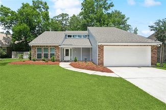 39 Piper Ln, Mandeville, LA 70448