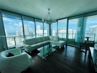 90 SW 3rd St Unit 4404, Miami, FL 33130