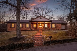 122 Fleetwood Dr, Lookout Mountain, TN 37350