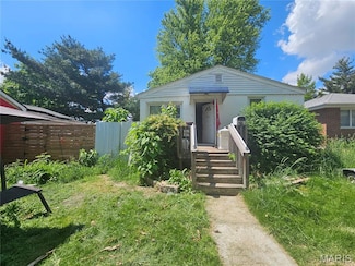 5417 Pennsylvania Ave, Saint Louis, MO 63111