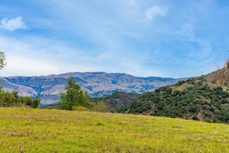 9 Long Ridge Trail, Carmel Valley, CA 93923