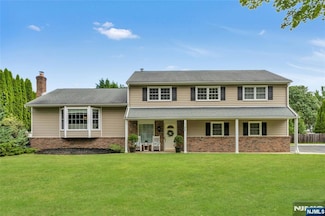 816 Allison Dr, Rivervale, NJ 07675