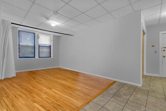 65 Burbank St Unit 8, Boston, MA 02115