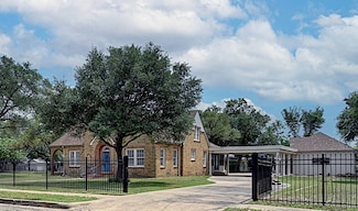 266 Monroe St, Giddings, TX 78942