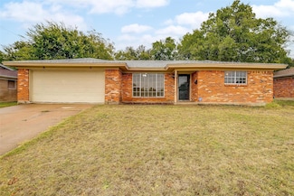 7325 Trimble Dr, Fort Worth, TX 76134