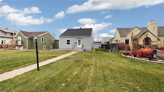 407 3rd Ave SE, Sidney, MT 59270