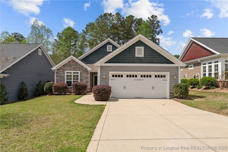 177 Glenwood Ct, Spring Lake, NC 28390