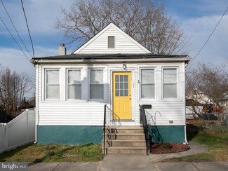 24 S Harley Ave, Gloucester City, NJ 08030