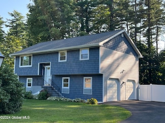 30 Penny Royal Rd, Ballston Spa, NY 12020