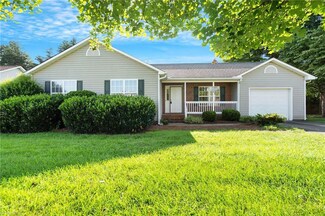 4226 Sunburst Dr, High Point, NC 27265
