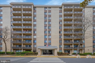 3100 S Manchester St Unit 1028, Falls Church, VA 22044