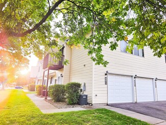 4271 Centerville Rd, Saint Paul, MN 55127