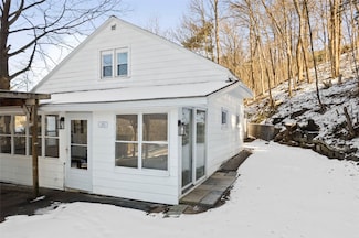415 Hazel Ave, Endicott, NY 13760