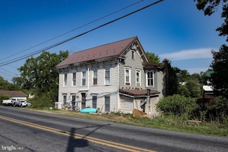 2678 W Main St, Hegins, PA 17938